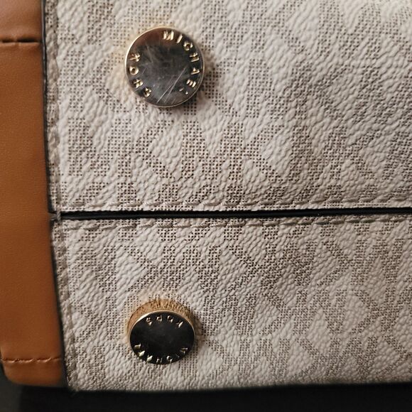 Michael Kors Newbury Shoulder Tote Bag Medium Vanilla Acorn Chain Hobo White Tan - Picture 13 of 16